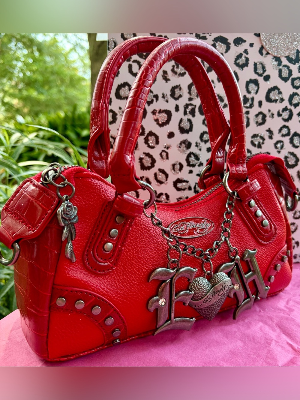 NWT ED HARDY Red Satchel/Crossbody with Decorative Charm Chain & Gift Ready❤️🎁🎊 - Picture 6 of 10